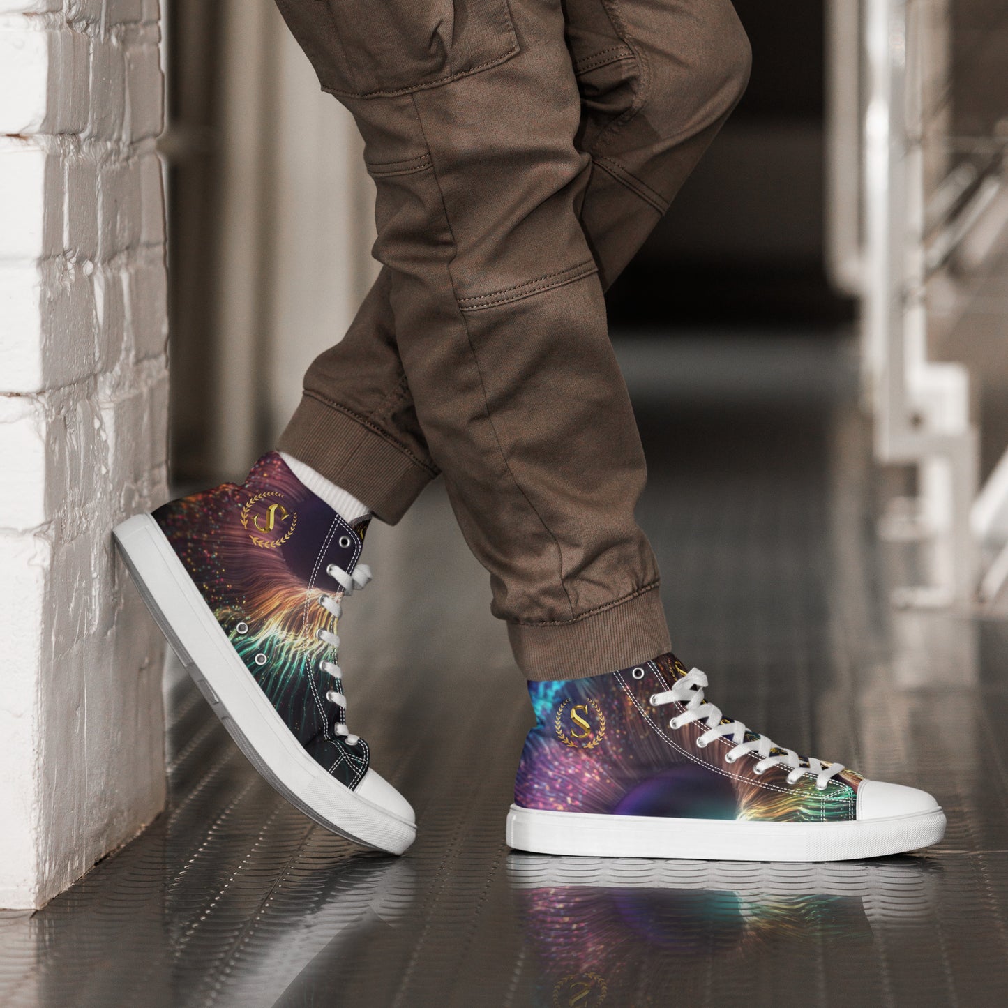 Men’s high top canvas shoes